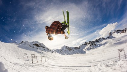 乐竟体育app_崔康熙执教前景迷雾重重，九月指标完成之际已悄然启动下赛季布局